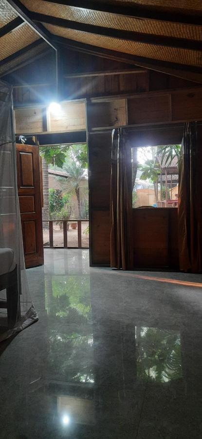 Fernandes Bar And Restaurant Bed & Breakfast Canacona Luaran gambar