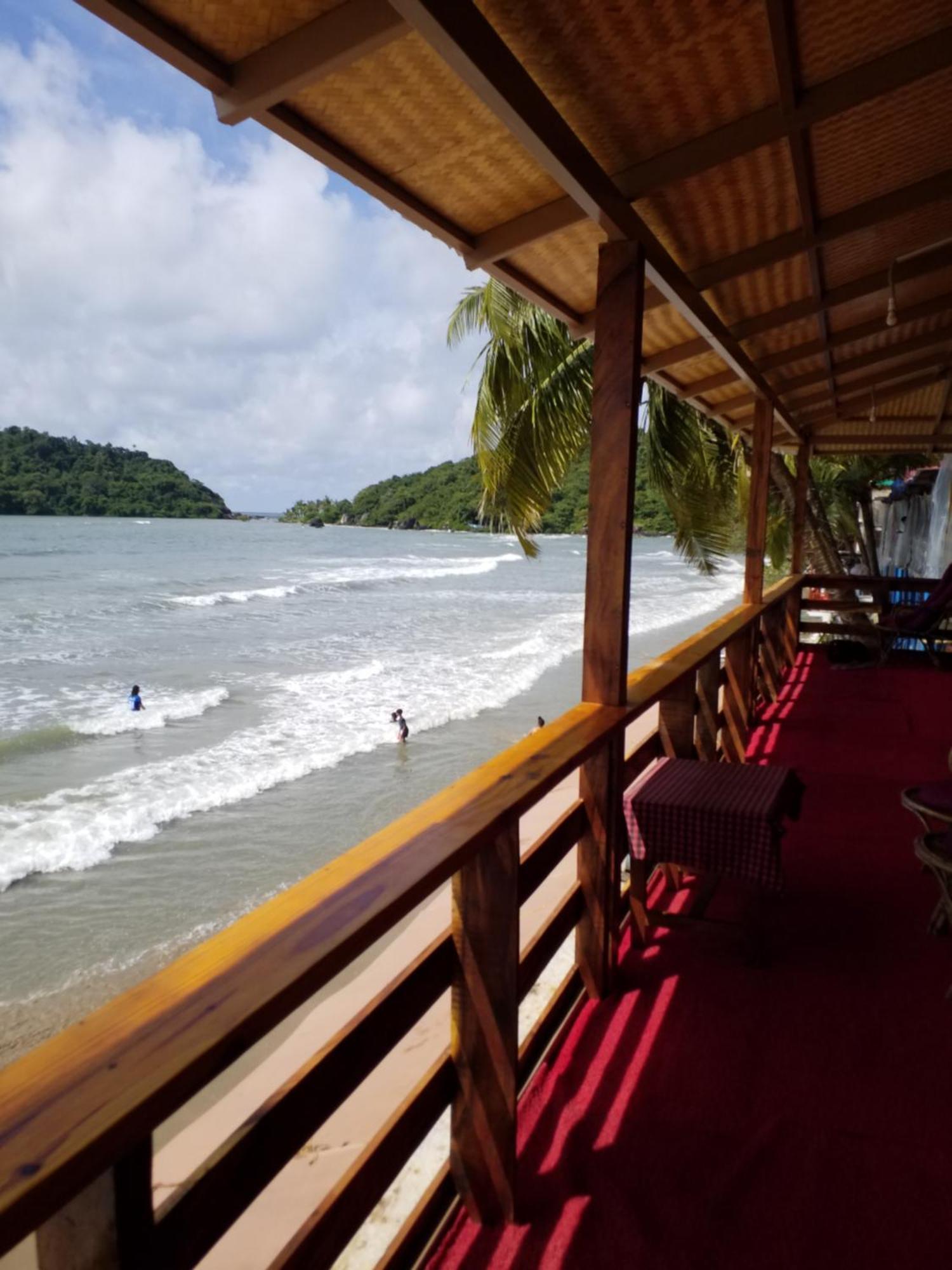 Fernandes Bar And Restaurant Bed & Breakfast Canacona Luaran gambar